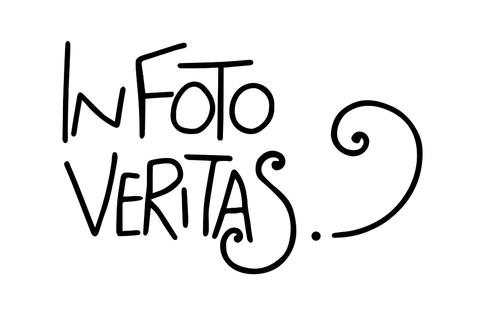 In Foto Veritas Logo Fotografi Parma Wedding Photo